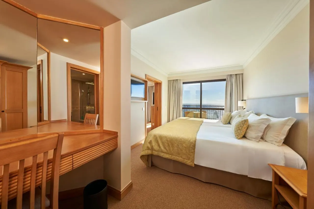 **** Aparthotel The Residence Porto Mare - Portobay Funchal  Portugal