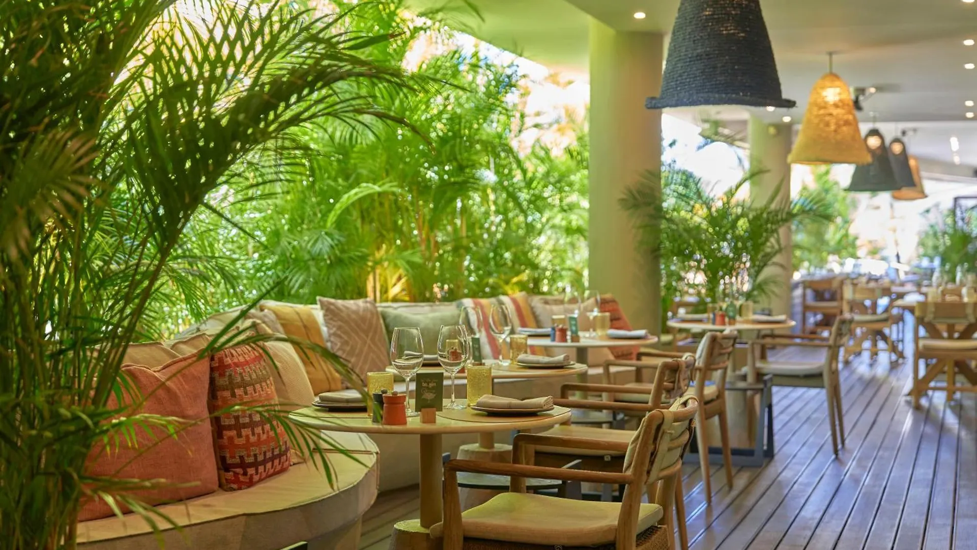 The Residence Porto Mare - Portobay Funchal  Funchal (Madeira)