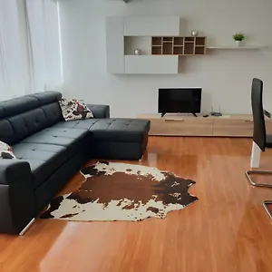  Apartment Paradise